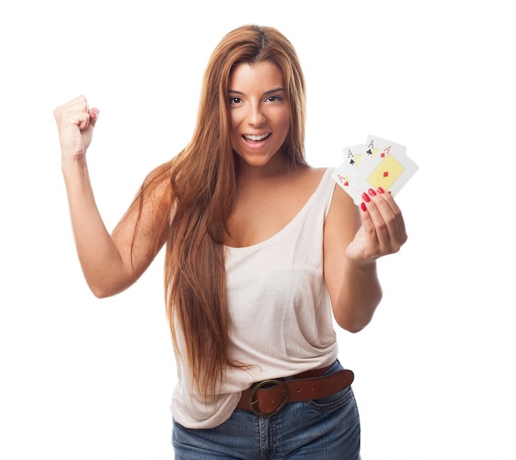 Antarmuka aplikasi spin138 menampilkan menu utama dengan akses ke kasino langsung, sportsbook, dan permainan slot